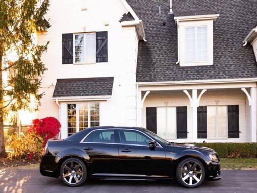 2013 Chrysler 300 SRT8