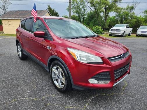 Ruby Red Tinted Clearcoat 2014 Ford Escape SE