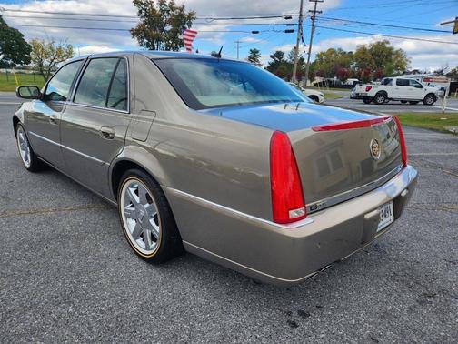 2007 Cadillac DTS Luxury
