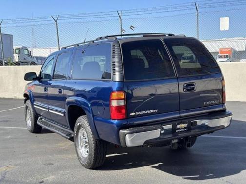 2001 Chevrolet Suburban 2500 LS