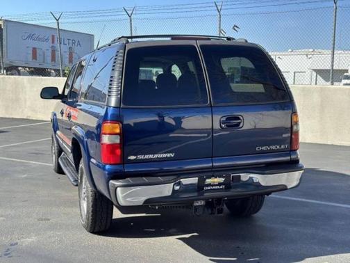 2001 Chevrolet Suburban 2500 LS