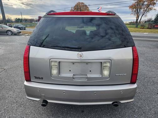 Light Platinum 2004 Cadillac SRX V6