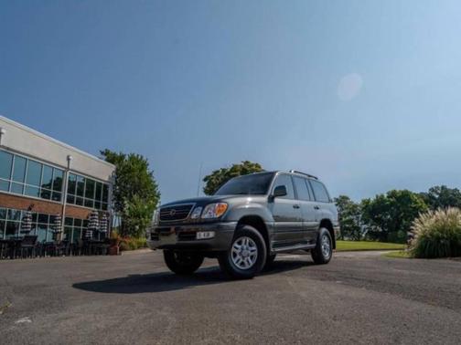 2000 Lexus LX 470 Base