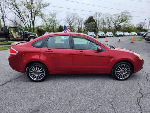 Sangria Red Clearcoat Metallic 2009 Ford Focus SES