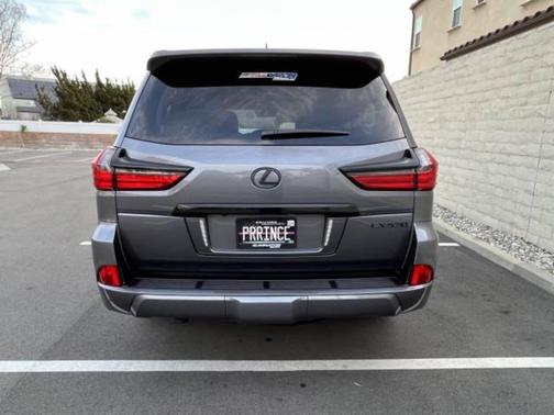 2018 Lexus LX 570 Base