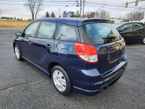 2003 Toyota Matrix Base