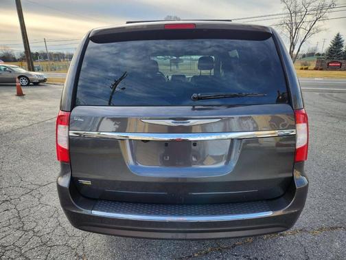 2015 Chrysler Town & Country Touring