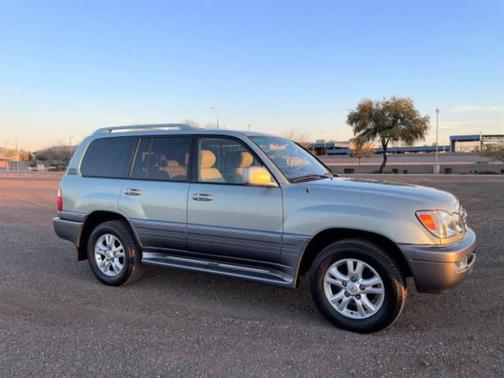 2005 Lexus LX 470 Base