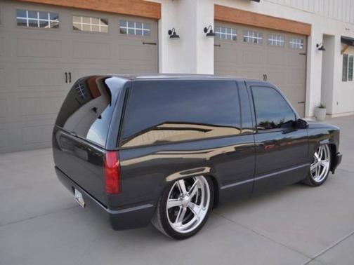 1999 Chevrolet Tahoe Base