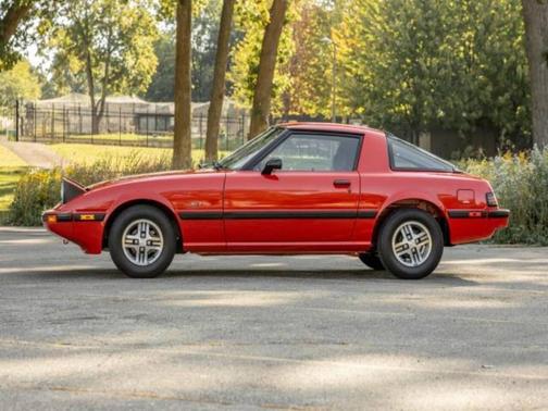 1985 Mazda RX-7 GS 2dr Hatchback