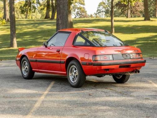 1985 Mazda RX-7 GS 2dr Hatchback