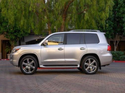 2010 Lexus LX 570 Base