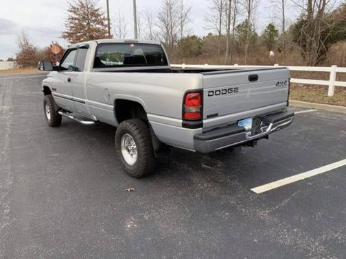 2000 Dodge Ram 2500 SLT