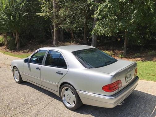1999 Mercedes-Benz E-Class E 55 AMG 4dr Sedan