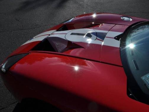 2005 Ford GT Base 2dr Coupe