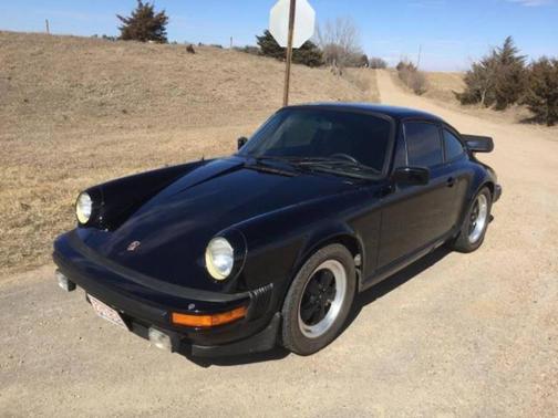 1982 Porsche 911 SC 2dr Coupe
