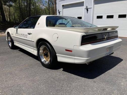 1989 Pontiac Firebird Trans Am GTA 2dr Hatchback