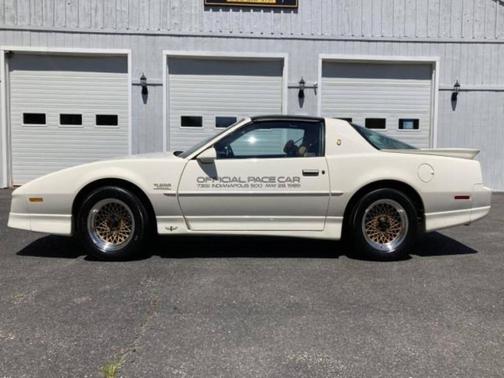 1989 Pontiac Firebird Trans Am GTA 2dr Hatchback