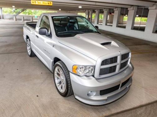 2004 Dodge Ram 1500 SRT-10