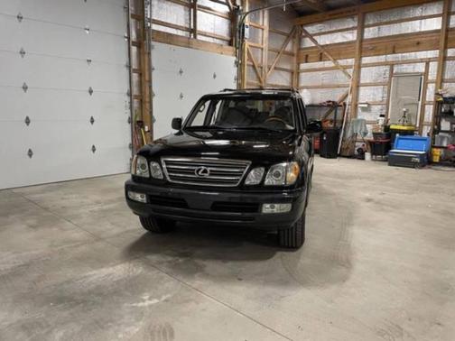 2003 Lexus LX 470 Base