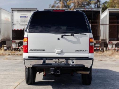 2002 Chevrolet Suburban 2500 LT