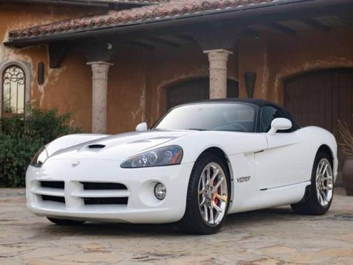 2004 Dodge Viper SRT10