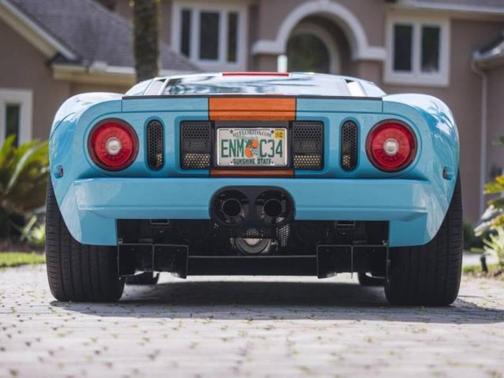 2006 Ford GT Base 2dr Coupe