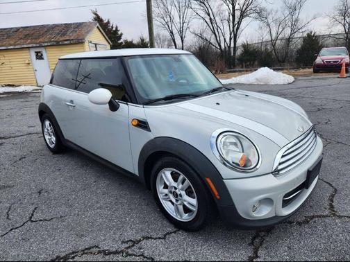 2013 MINI Hardtop Cooper