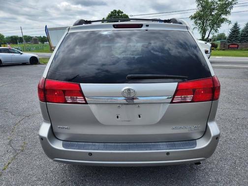 Phantom Gray Pearl 2005 Toyota Sienna XLE Limited