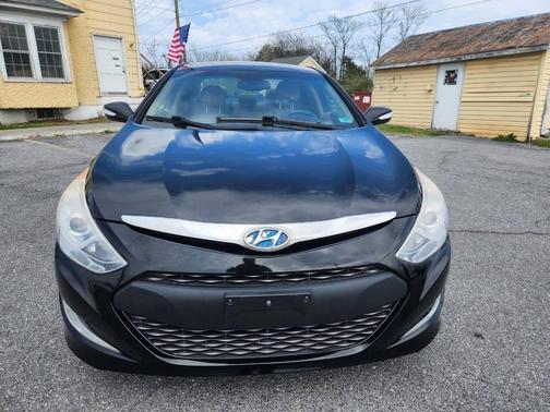 Eclipse Black 2014 Hyundai SONATA Hybrid Base