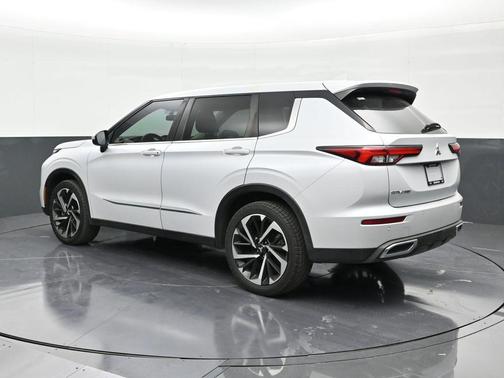 2022 Mitsubishi Outlander ES 2.5 2WD