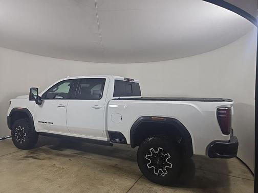 2025 GMC Sierra 2500 AT4