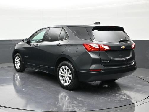 Nightfall Gray Metallic 2019 Chevrolet Equinox LS