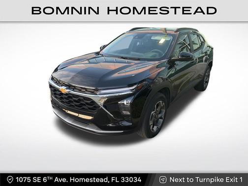 Black Metallic 2024 Chevrolet Trax LT