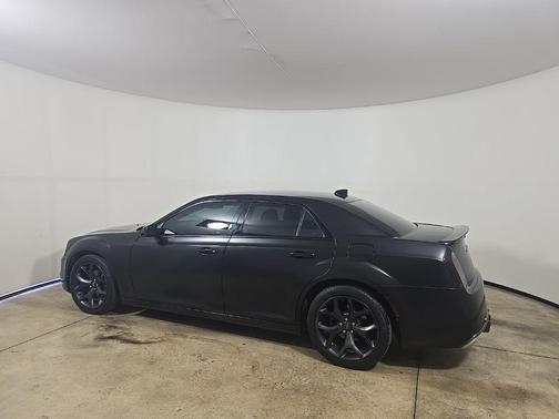 2021 Chrysler 300 Touring