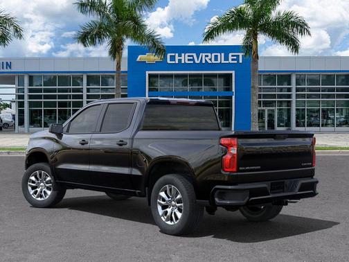 2025 Chevrolet Silverado 1500 Custom
