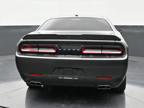 Granite Pearlcoat 2021 Dodge Challenger SXT
