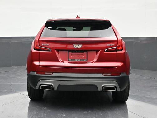 2021 Cadillac XT4 Premium Luxury