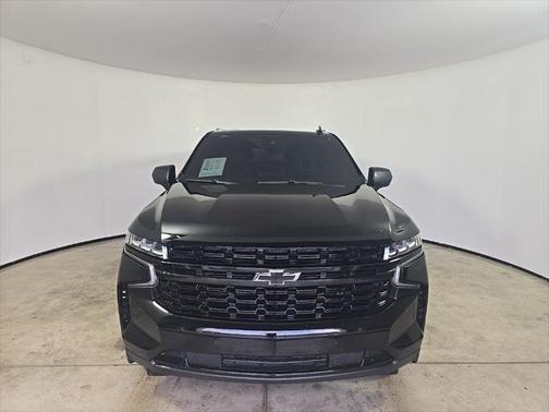 2023 Chevrolet Suburban LS