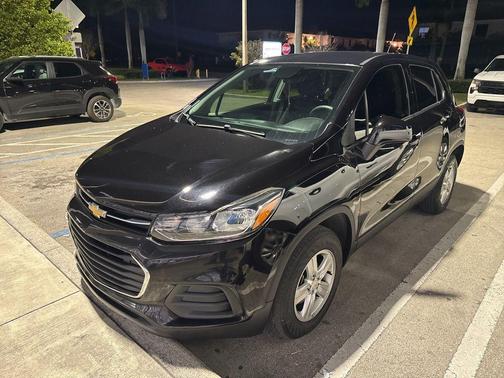 2022 Chevrolet Trax LS