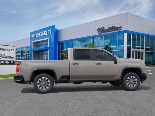 2026 Chevrolet Silverado 2500 Custom