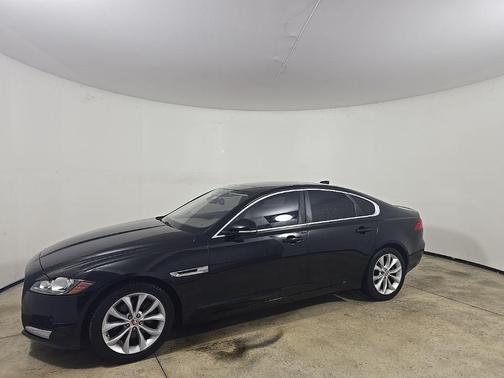 2018 Jaguar XF 25t Premium