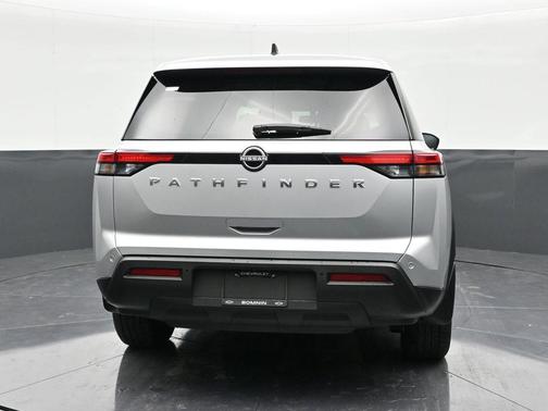 2025 Nissan Pathfinder S FWD