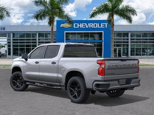 2025 Chevrolet Silverado 1500 Custom