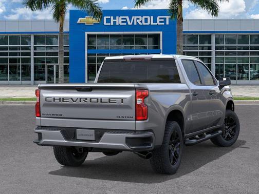 2025 Chevrolet Silverado 1500 Custom