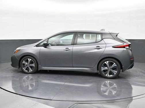 2022 Nissan Leaf SV 40 kWh