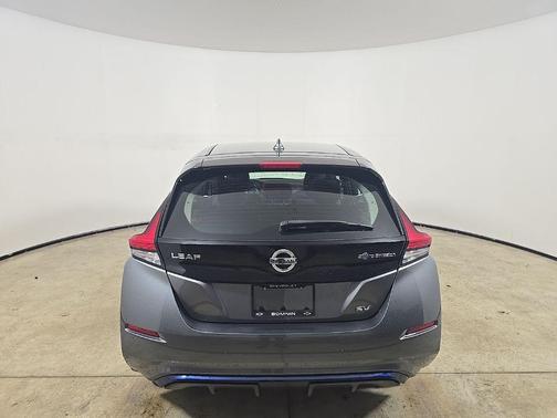 2022 Nissan Leaf SV