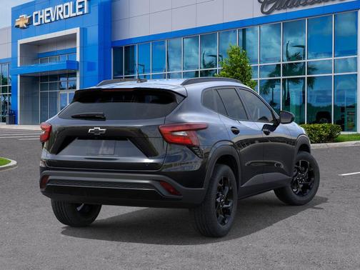 Mosaic Black Metallic 2026 Chevrolet Trax LT