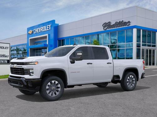 Summit White 2026 Chevrolet Silverado 2500 Custom