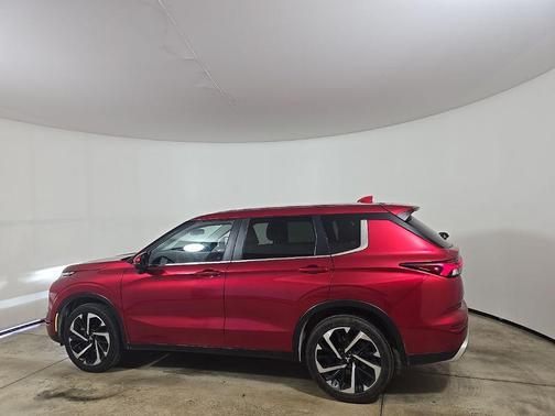 2024 Mitsubishi Outlander SE Black Edition S-AWC